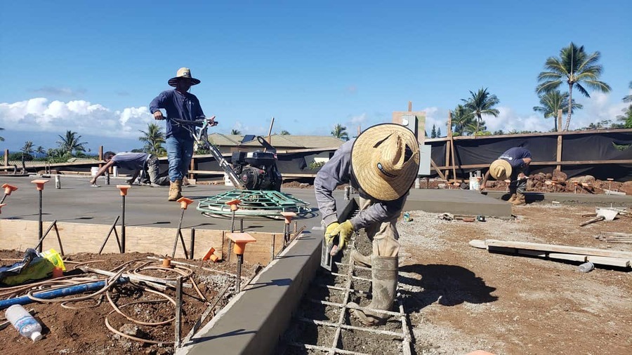 hand-edging-concrete-wall-1-1